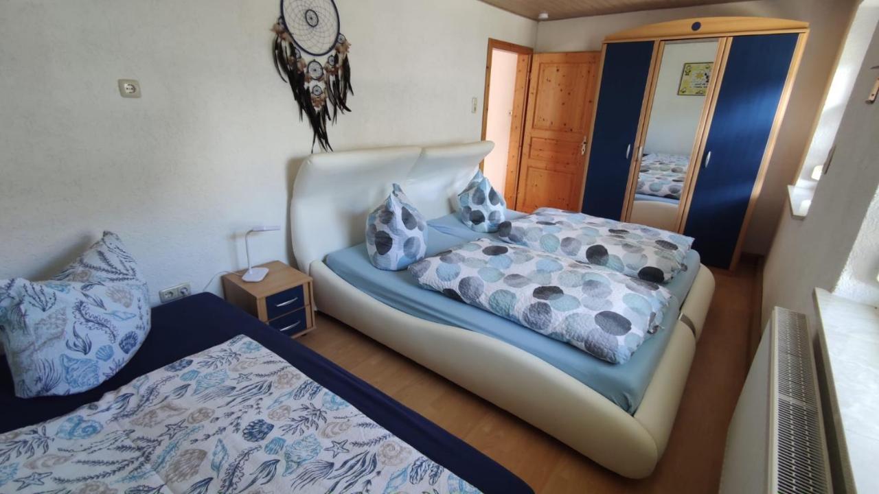 Ferienwohnung Weber ฟรายยุง ภายนอก รูปภาพ
