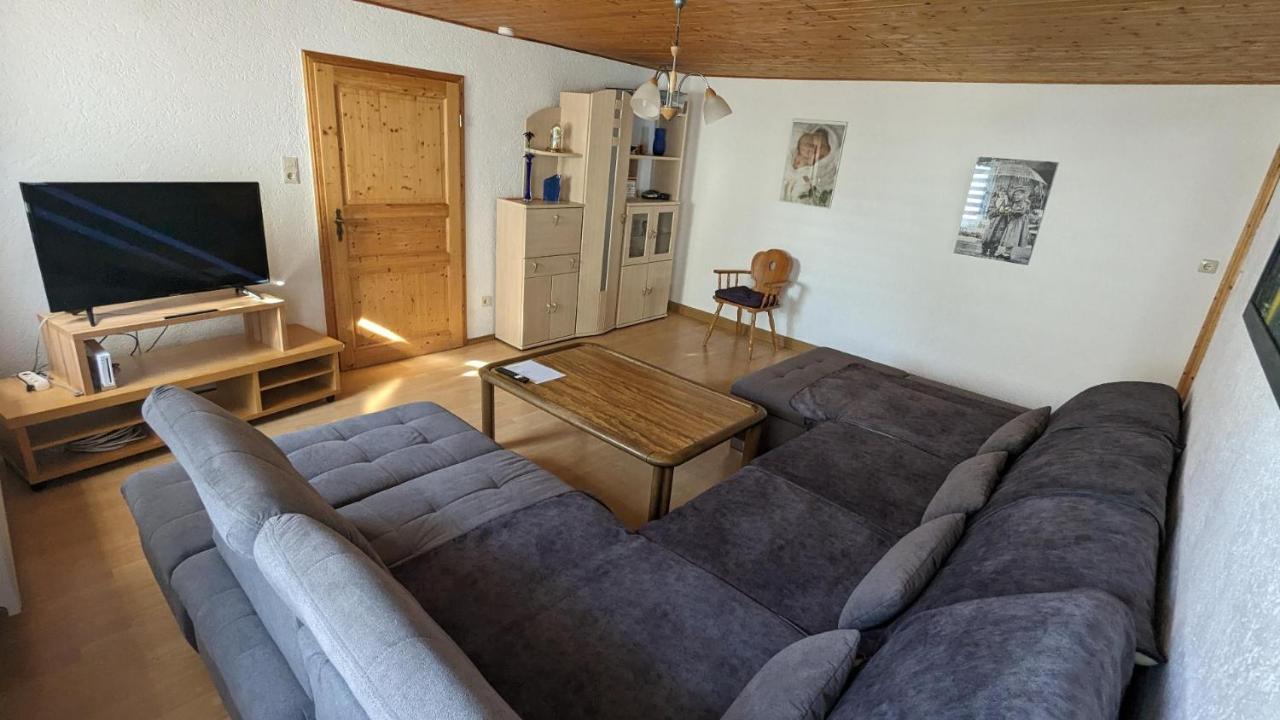 Ferienwohnung Weber ฟรายยุง ภายนอก รูปภาพ